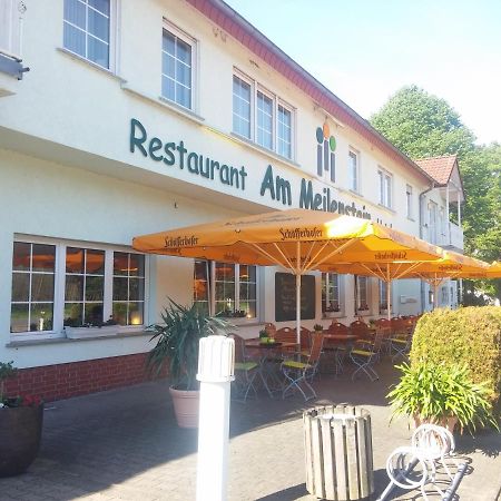 Hotel Am Meilenstein Dunkelforth Екстер'єр фото