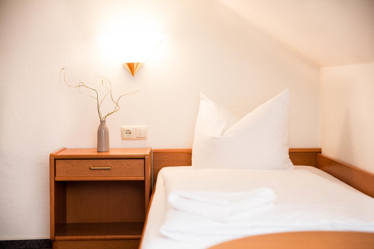Hotel Am Meilenstein Dunkelforth Екстер'єр фото
