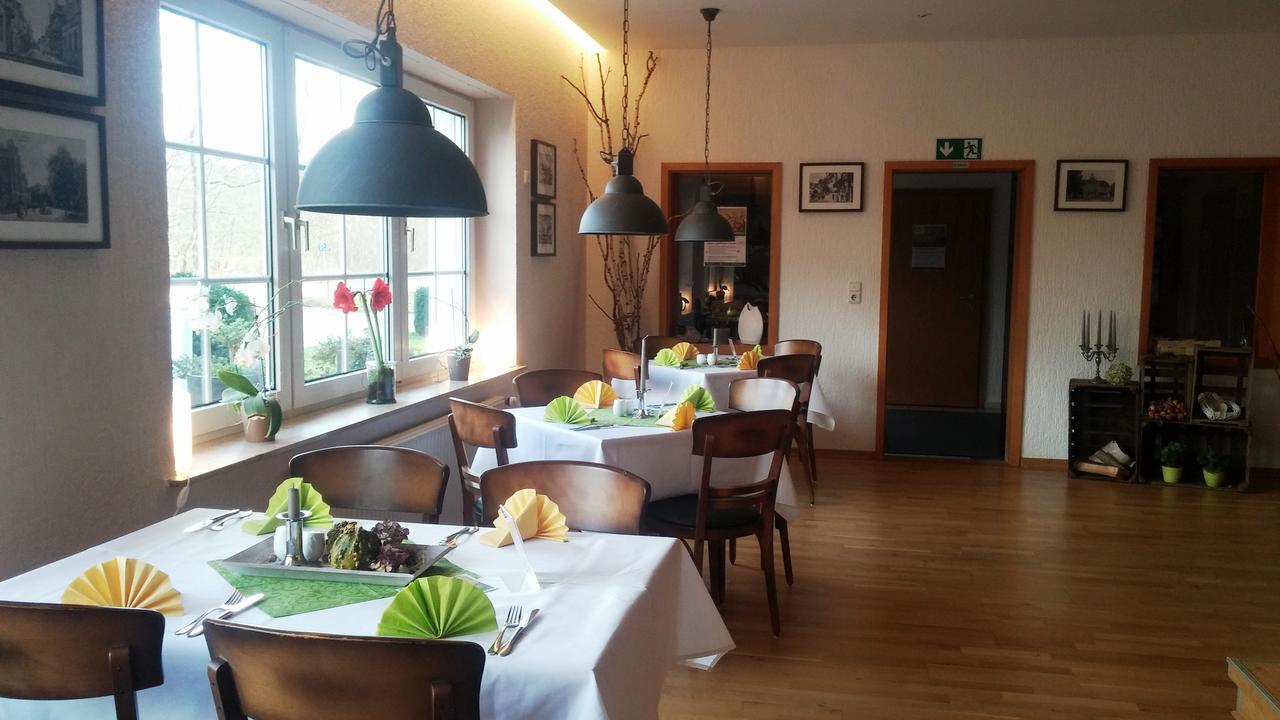Hotel Am Meilenstein Dunkelforth Екстер'єр фото